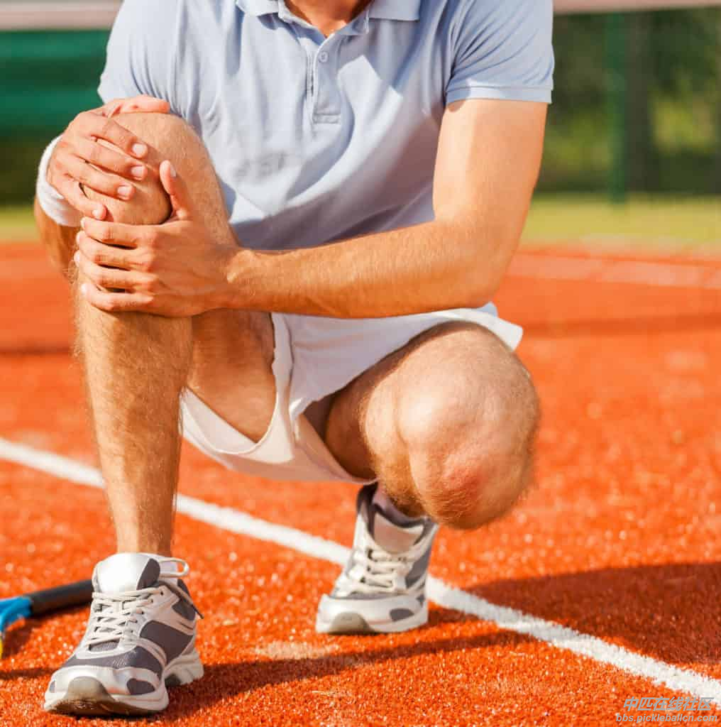 pickleball-knee-pain.png